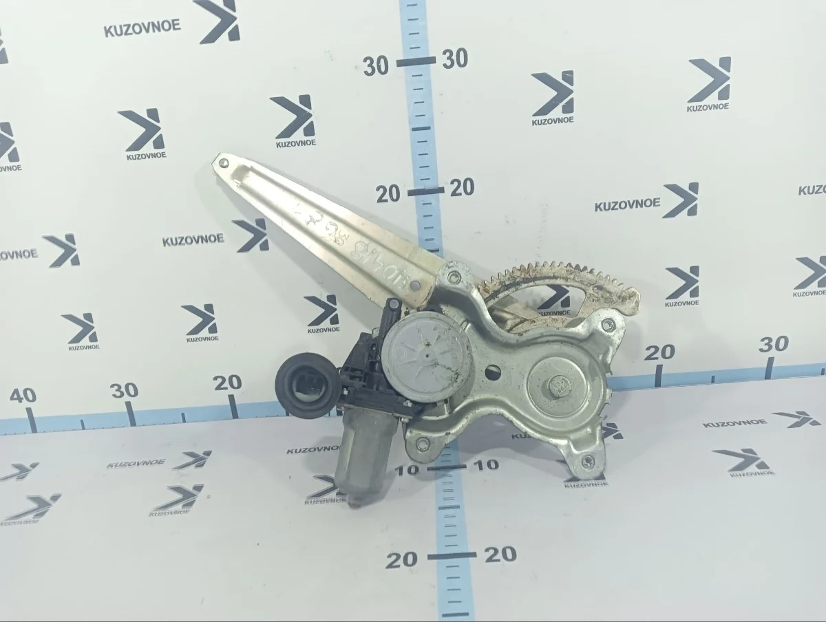 Стеклоподъемник Toyota Highlander 2012 XU40