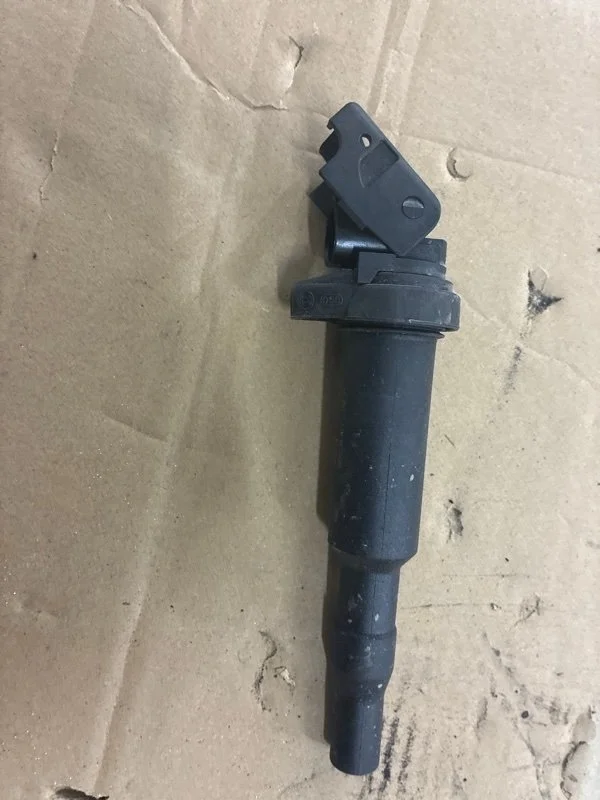 Катушка зажигания MINI Cooper R56 N12B16AA 2010