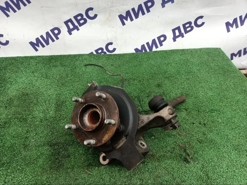 Кулак поворотный передний левый Nissan Murano Z51