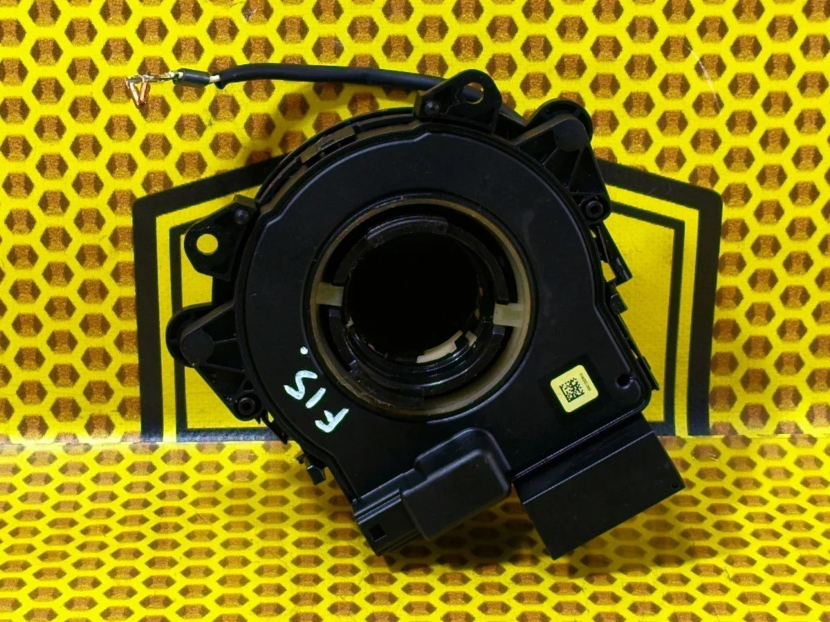 Шлейф подрулевой Nissan Juke 2011 B55541KA9A F15 HR16DE