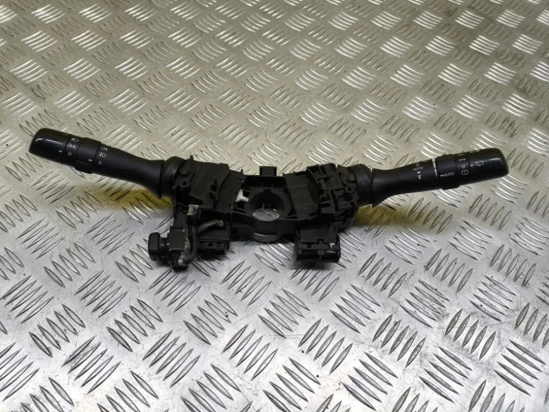 Переключатель подрулевой (стрекоза) Toyota Land Cruiser 200 (2008-2021) 2008 8465248121 ВНЕДОРОЖНИК 4.5 D 1VDFTV