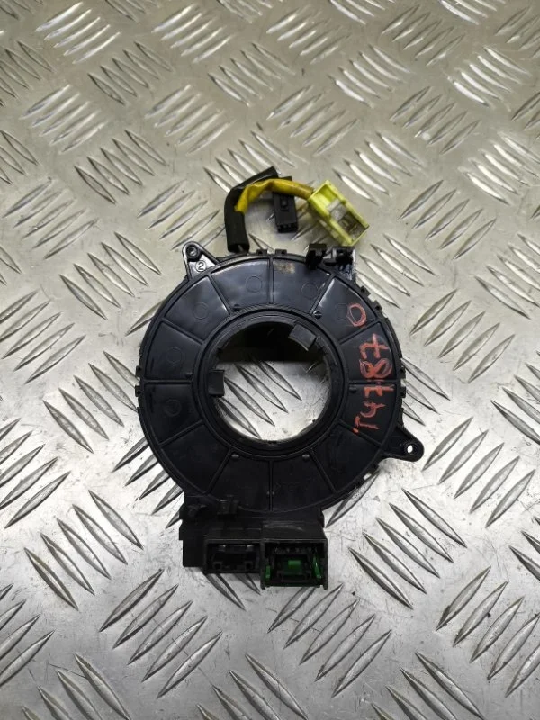 Шлейф руля Mitsubishi L200 (2006-2015) 2011 8651A134 ПИКАП 2.5 D 4D56