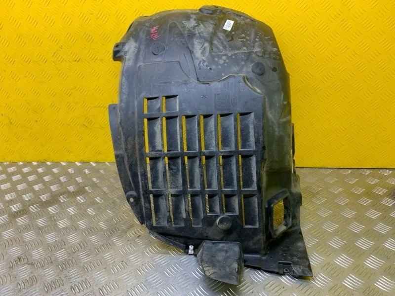 Защита арок передняя правая (подкрылок) Land Rover Discovery V (2016-Н.в.) 2018 HY3216A573AD 3.0 D 30DDTX