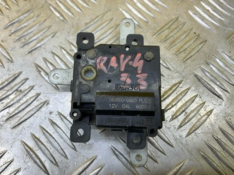 Моторчик заслонки печки Toyota Rav 4 (Xa30) (2005-2014) 2009 0638000920 3.5 I 2GRFE
