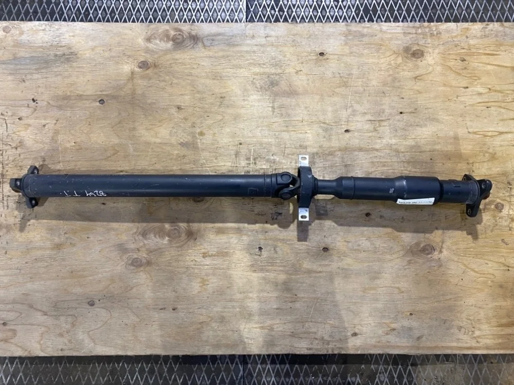 Карданный вал BMW X1 20iX E84