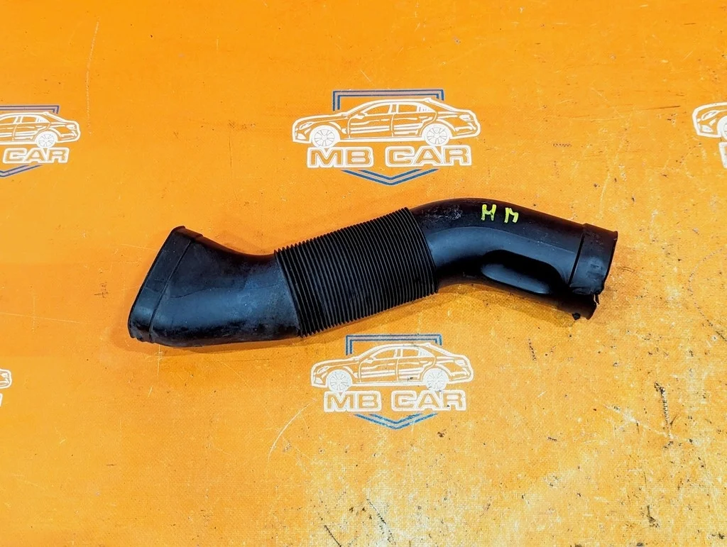 Патрубок воздушный Mercedes-Benz