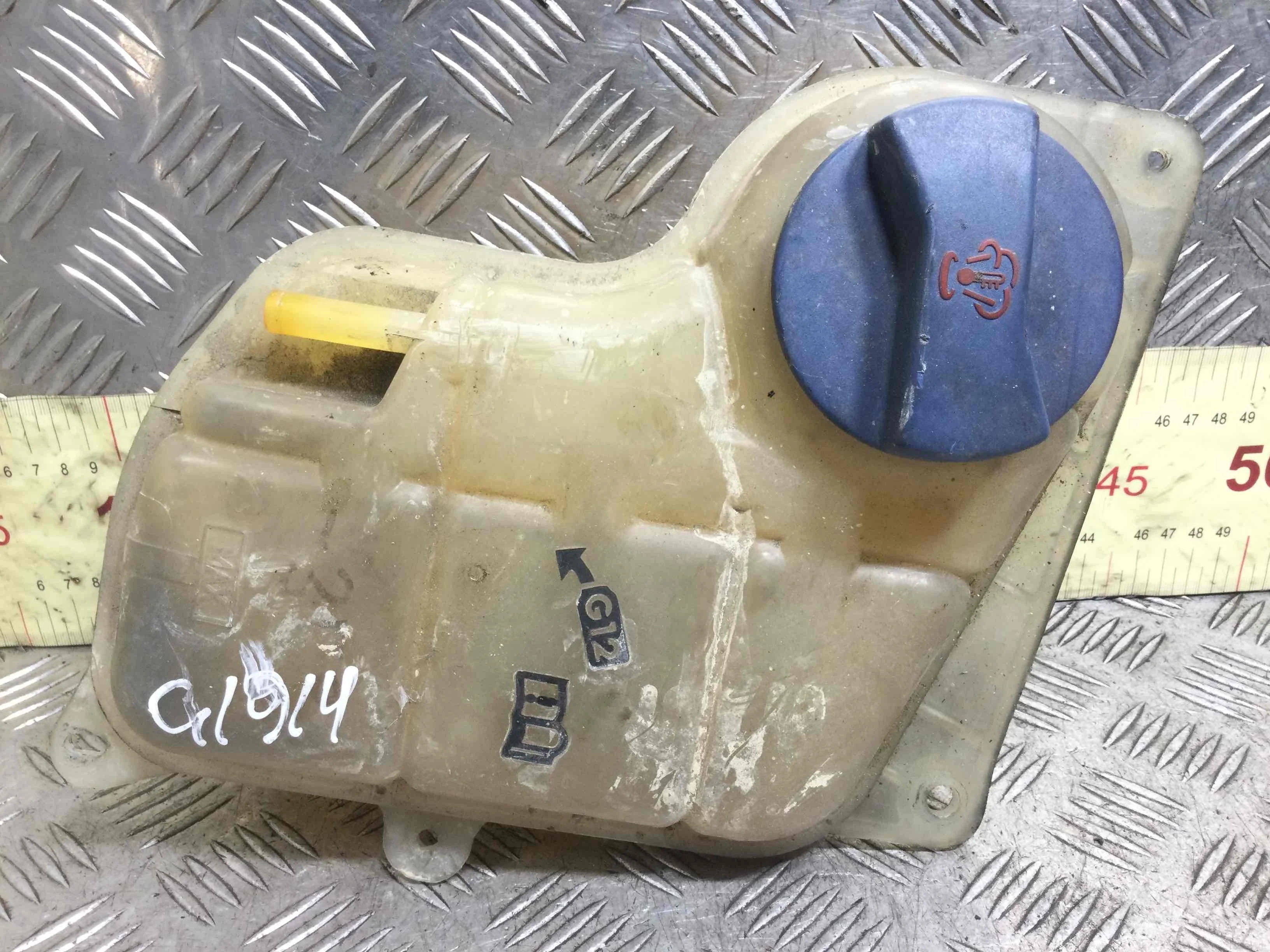 Бачок расширительный Volkswagen Passat B5 (1996-2000) бензин 1.6 i Механика Универсал