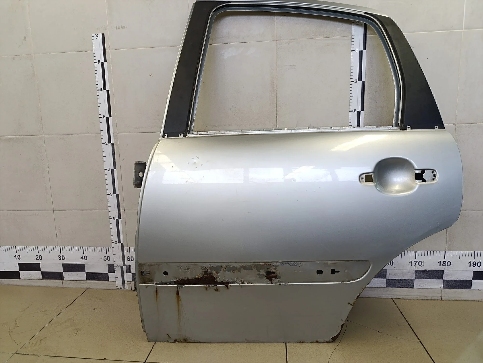 Дверь задняя левая C3 2002-2009