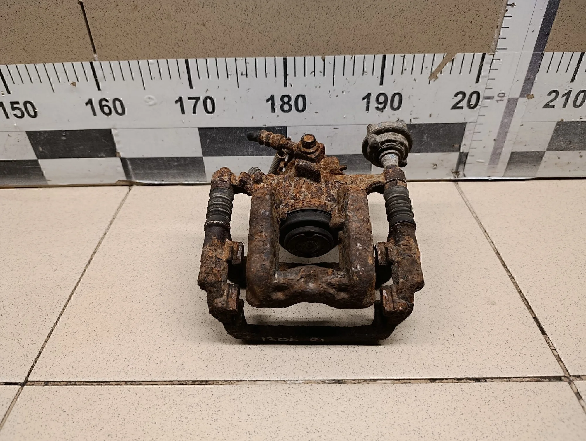 Суппорт задний левый Cruze 2009-2016