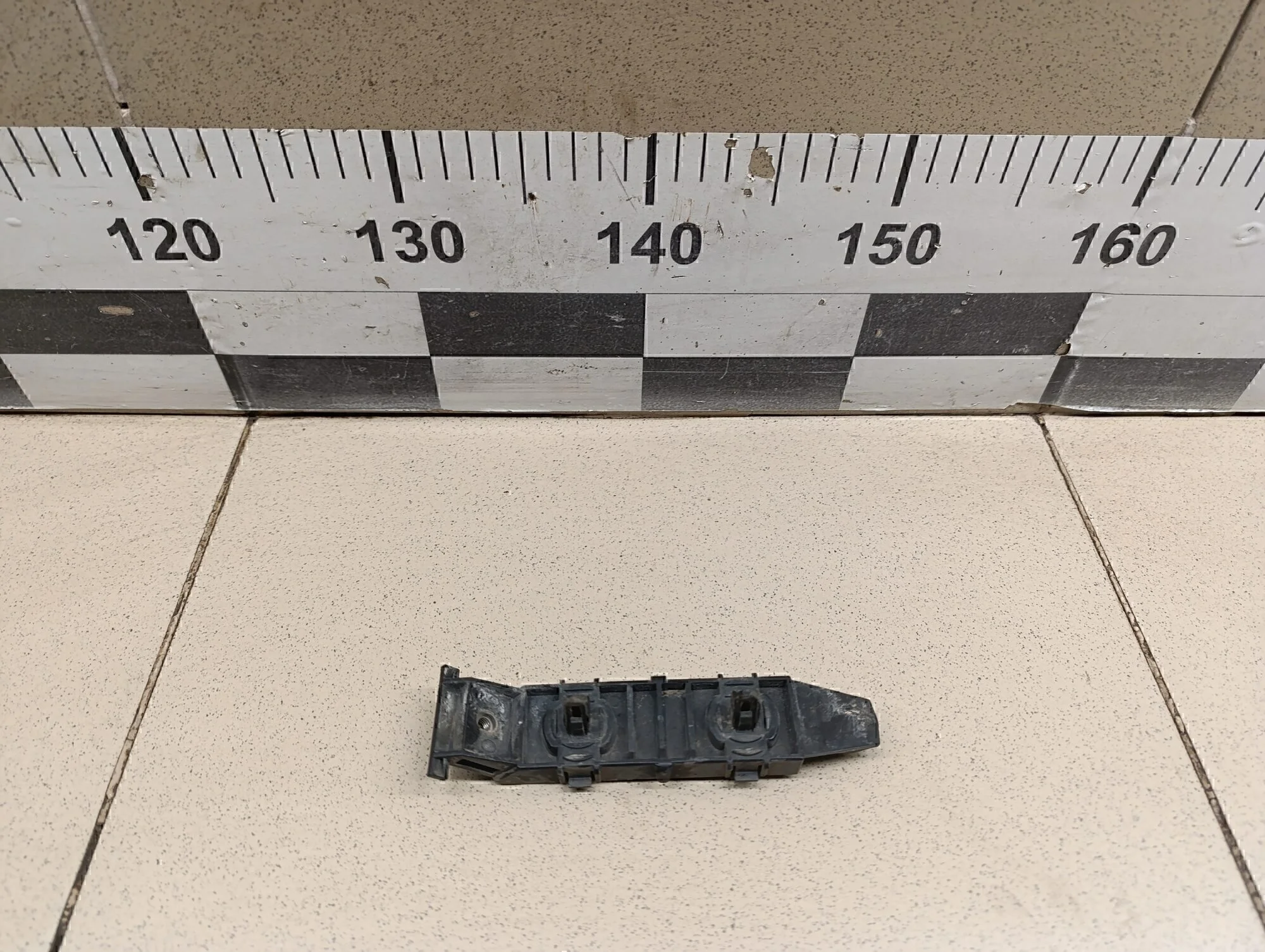 Направляющая бампера Grand Vitara 2006-2015