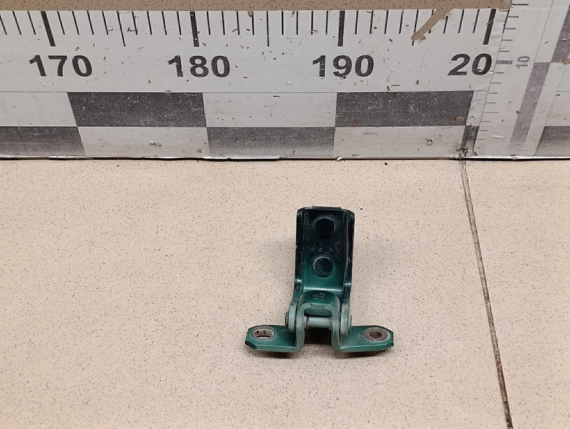 Петля двери задней правой нижняя Grand Vitara 2006-2015