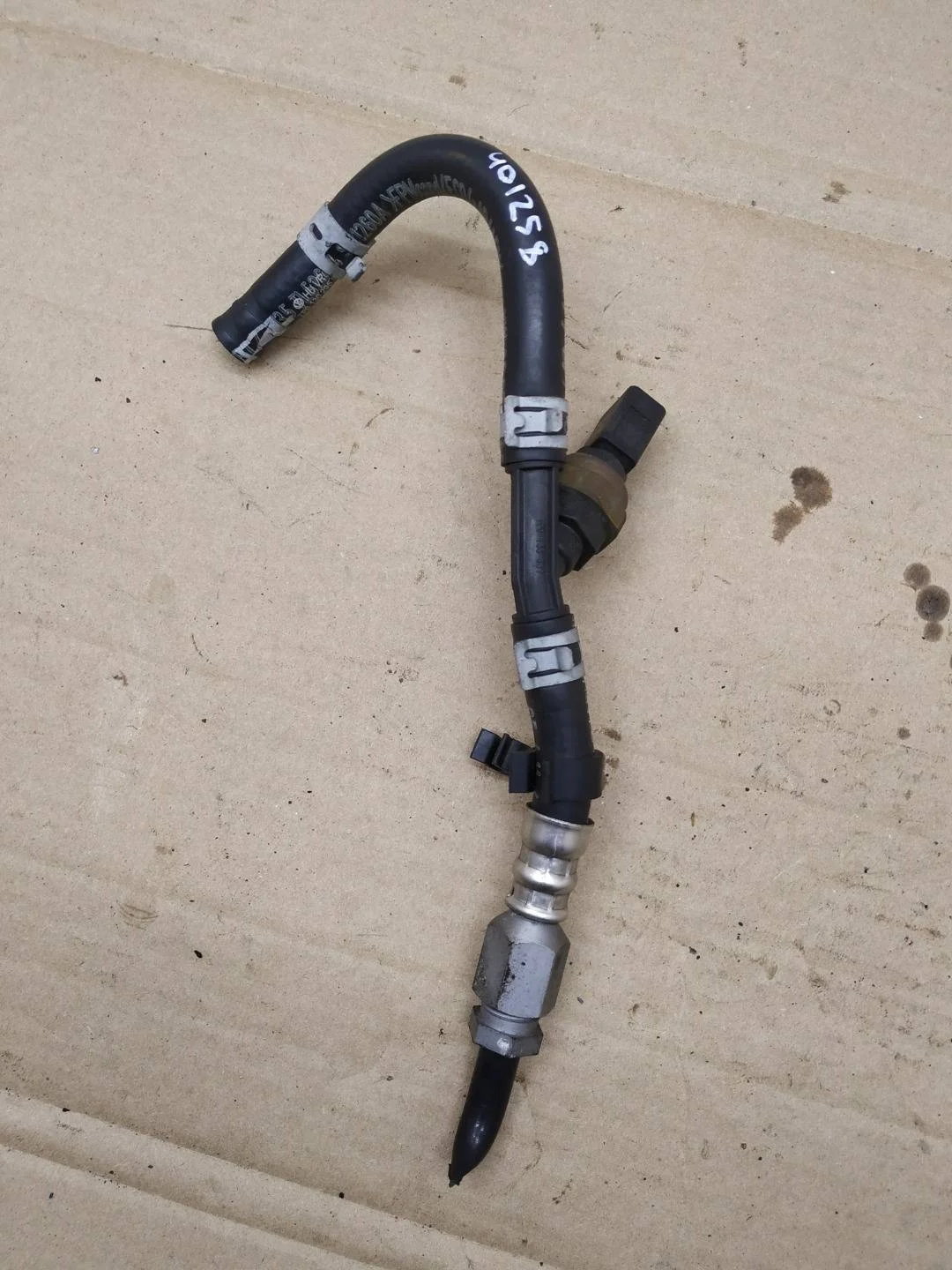 патрубок (трубопровод, шланг) Volkswagen Touareg 2 7P6 2013