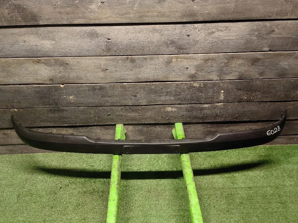 Накладка переднего бампера Hyundai Getz I