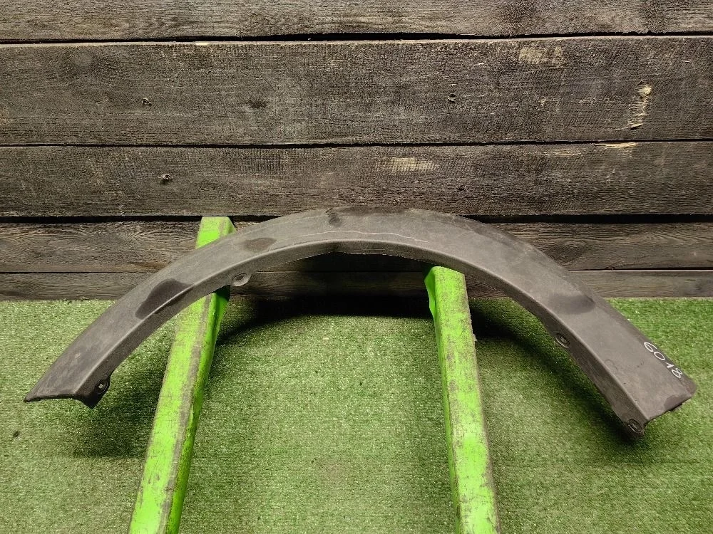 Молдинг переднего левого крыла Renault Logan II