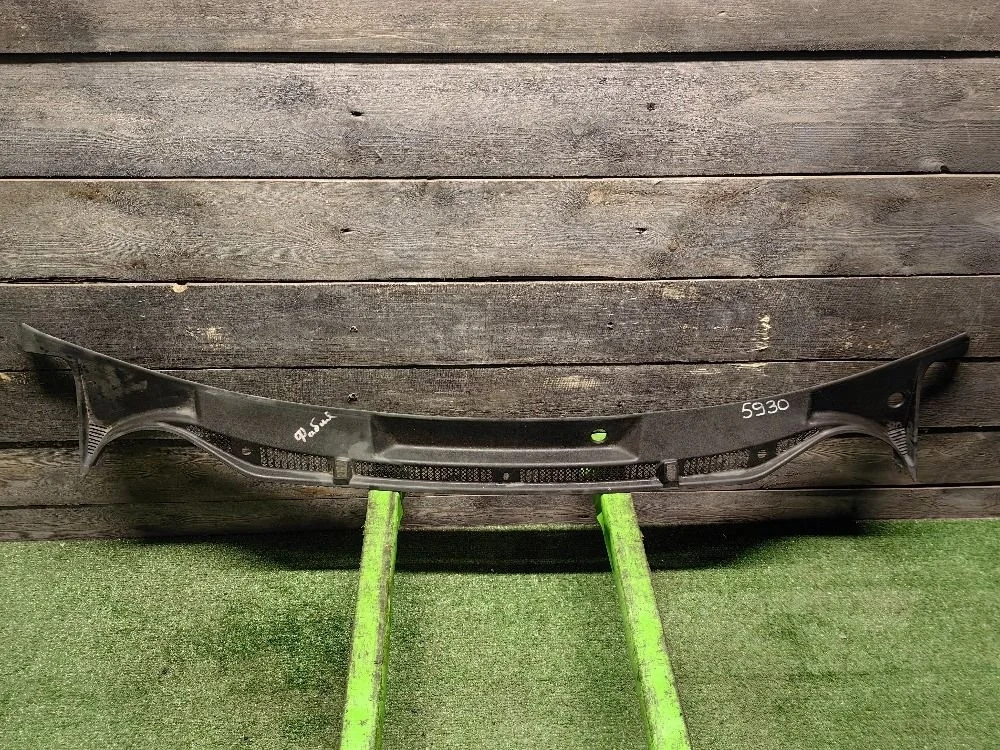 Жабо Skoda Fabia 1