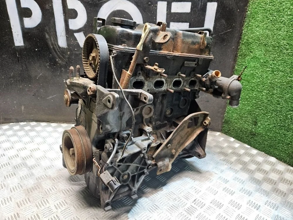 Двигатель в сборе (столб) 4G18 на Lancer 9