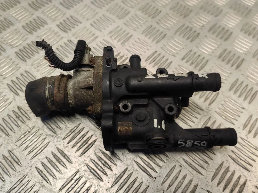 Корпус термостата Chevrolet Cruze 1.6