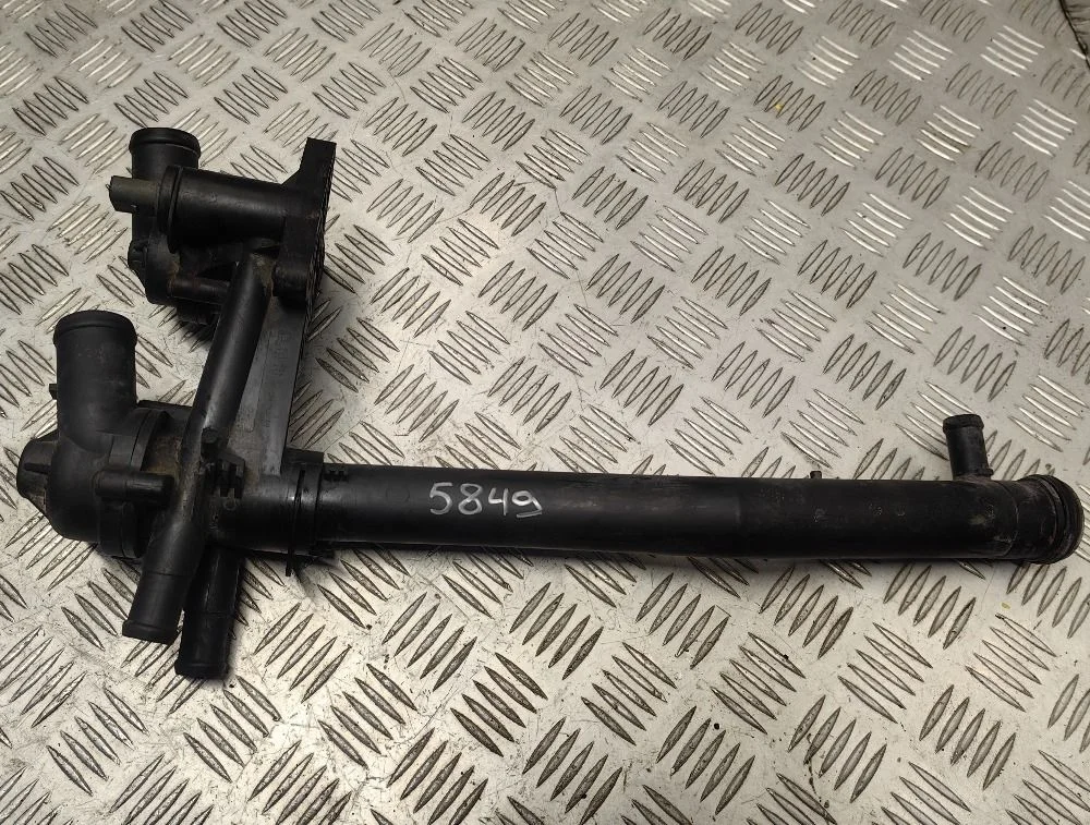 Корпус термостата Volkswagen Polo V