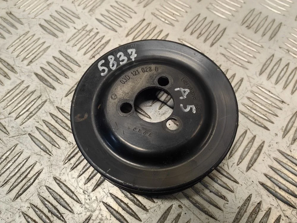 Шкив помпы Volkswagen Polo V
