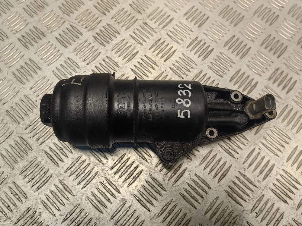 Корпус масляного фильтра Audi A7