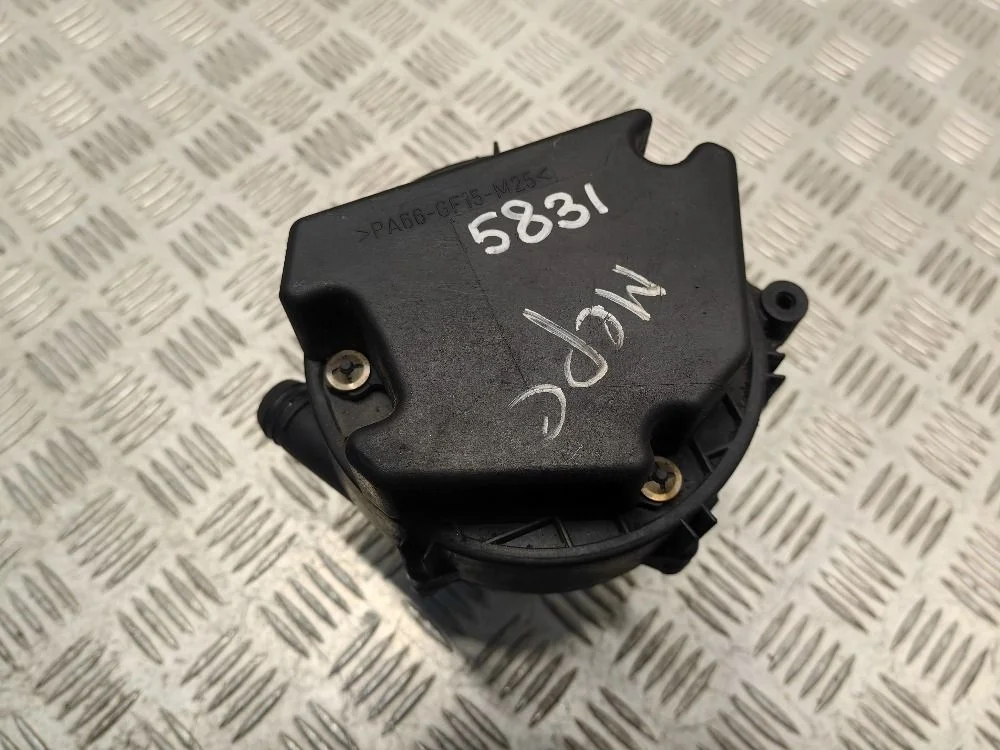 Насос воздушный Mercedes-Benz C-класс W203