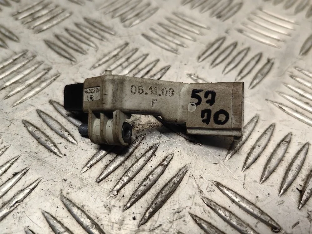 Датчик положения коленвала Volkswagen Polo V