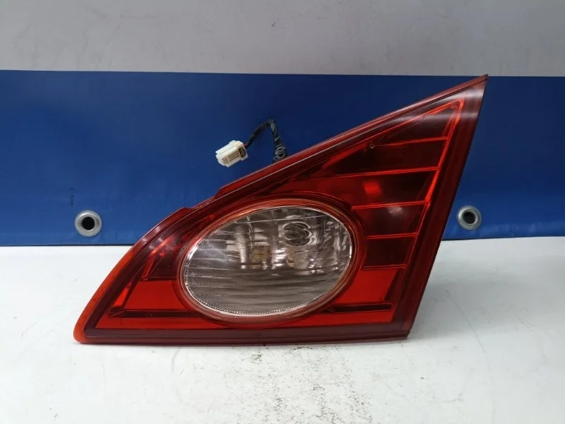 Фонарь внутренний Nissan Murano 2010 265401AA1A Z51, задний правый