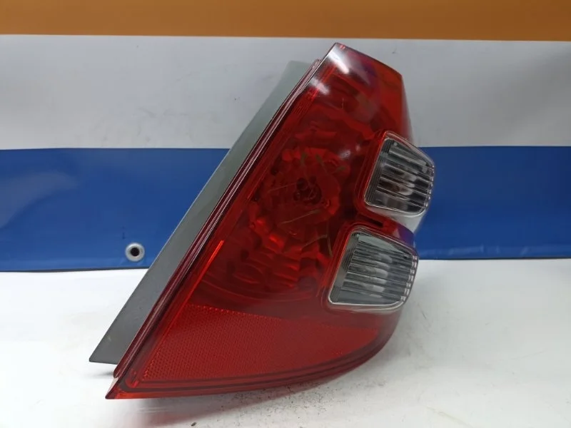 Фонарь Honda Fit 2010 33500TF0J01 GE6, задний правый