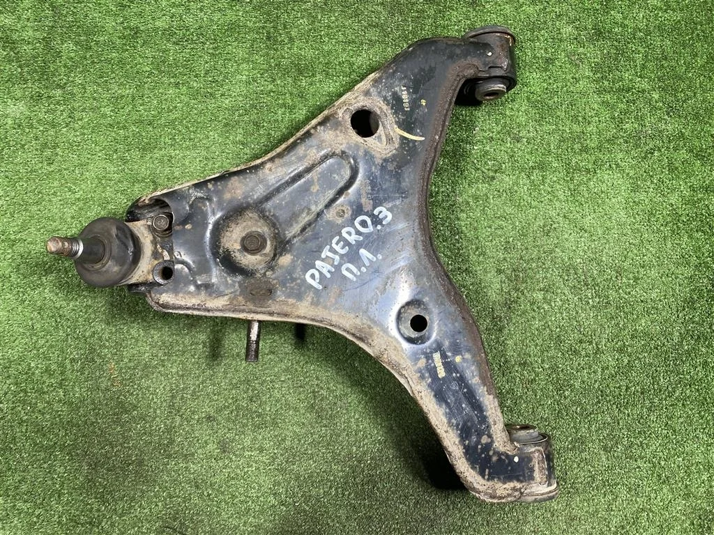 рычаг Mitsubishi  Pajero Sport III (2015—2021) Mitsubishi Pajero Sport