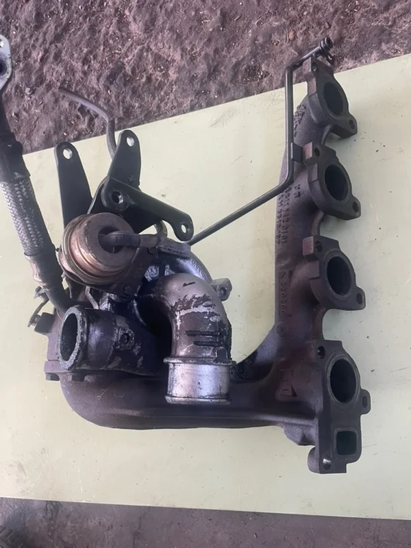 Турбина Mercedes-Benz Vito 2002 A6110960299 W638 OM611