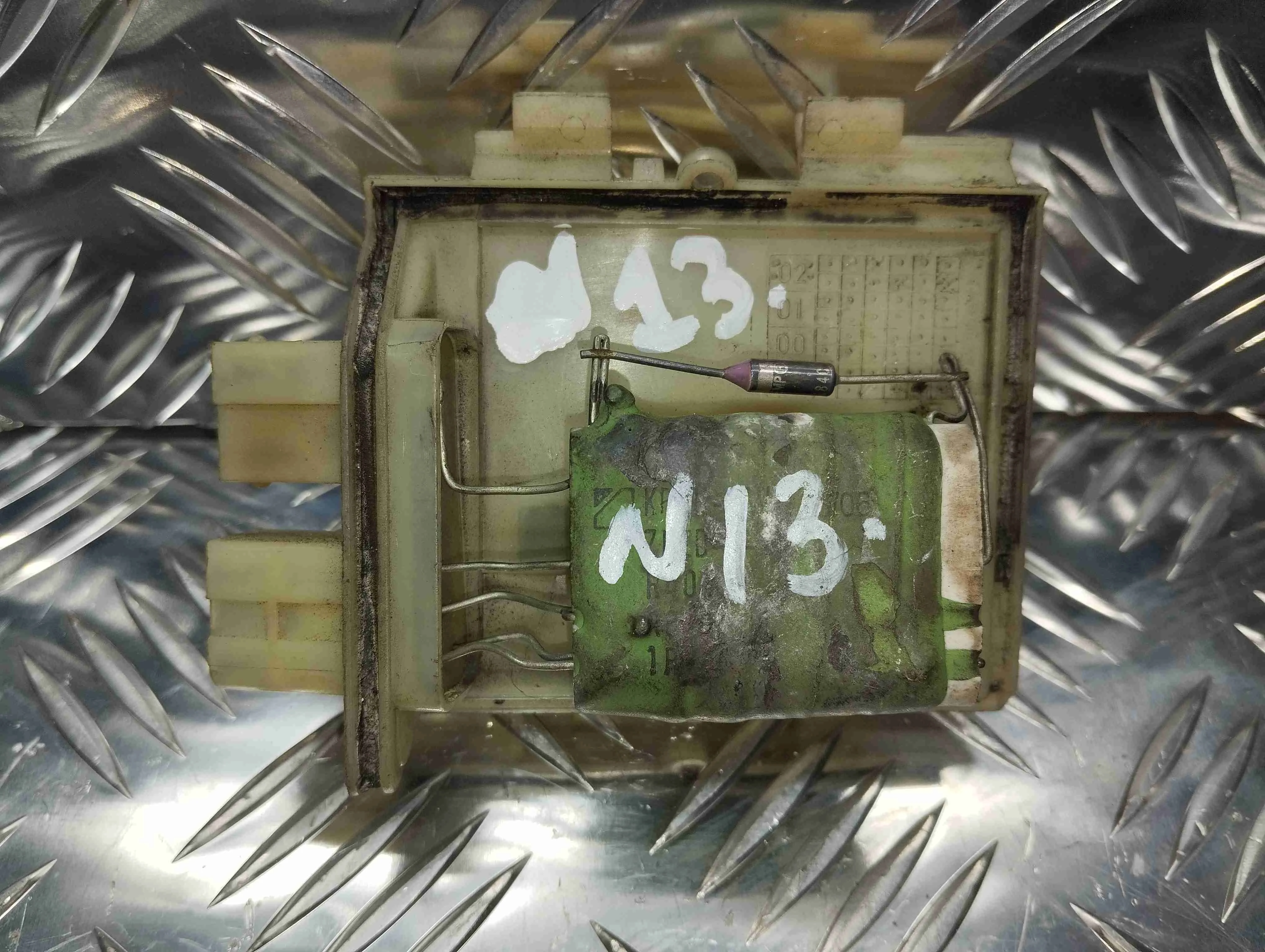 Сопротивление печки Volkswagen Passat Passat B3 1988-1993 1991 1,8 Бензин МКПП Универсал.