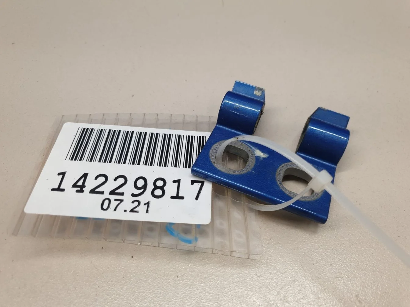 Петля двери для Mini Countryman R60 2010-2016