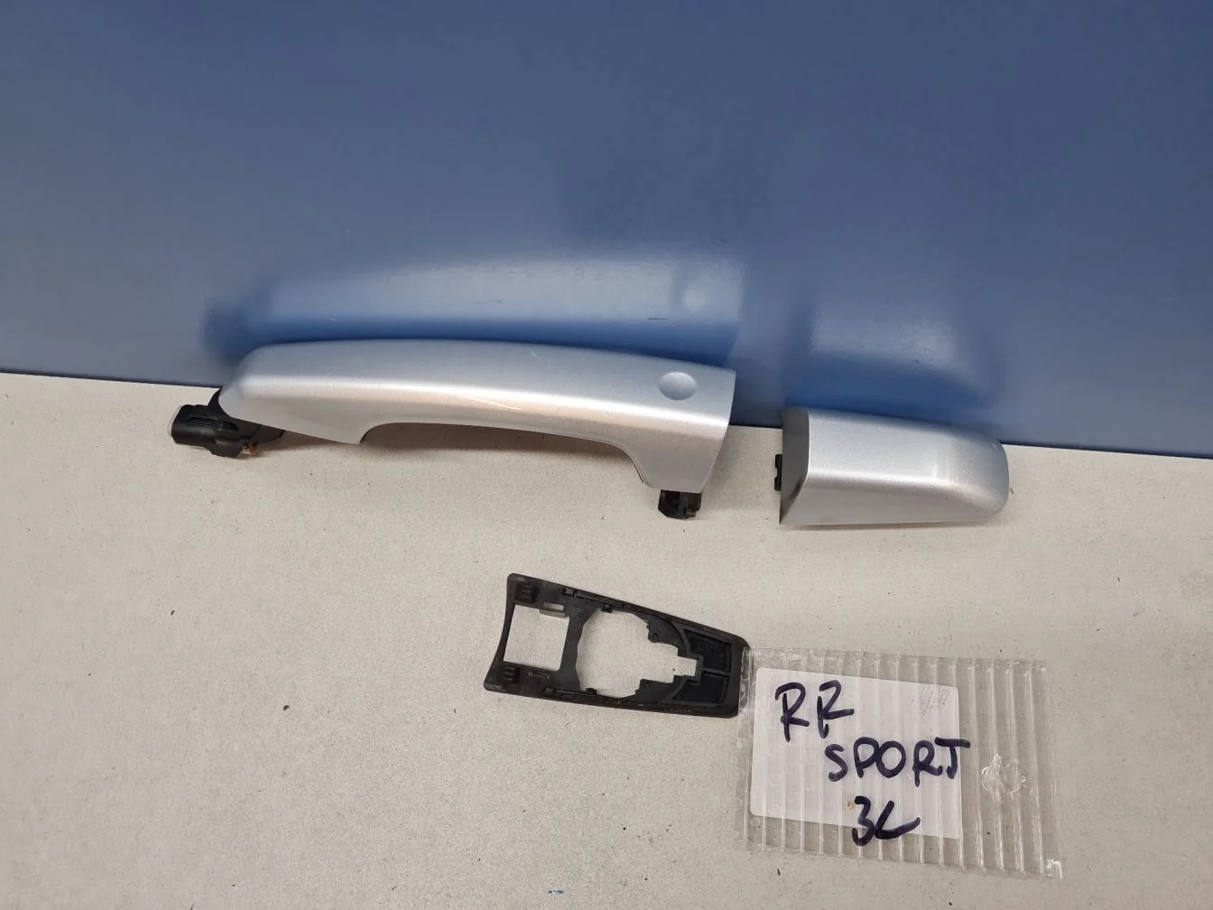 Ручка двери нaружная задняя левая для Land Rover Range Rover Sport 2013-