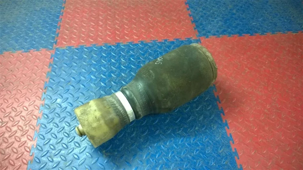 пневмобаллон BMW X5 E53  M54B30 231 лс 3.0i