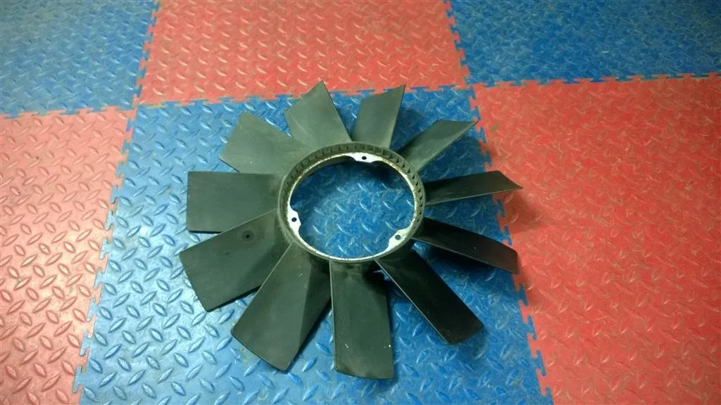 крыльчатка вискомуфты BMW X5 E53  M54B30 231 лс 3.0i