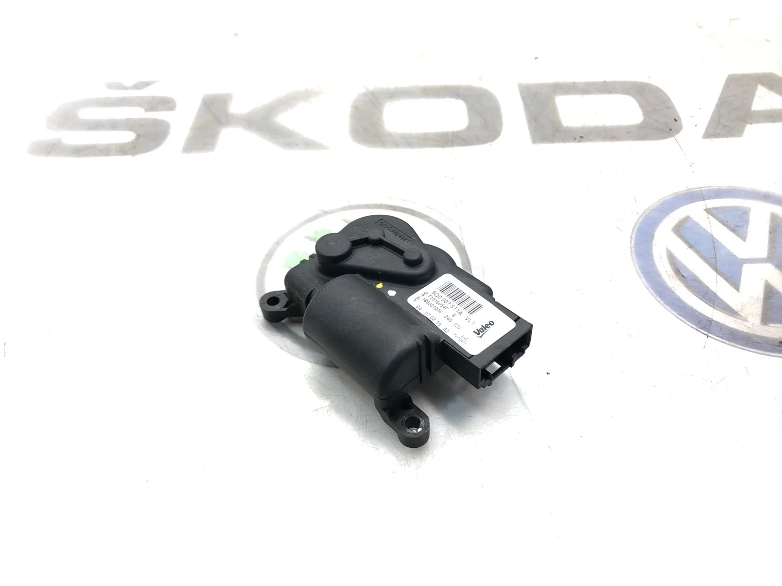 Сервопривод заслонки печки Skoda Octavia 5Q0907511A A7 (5E) 2.0 CKFC