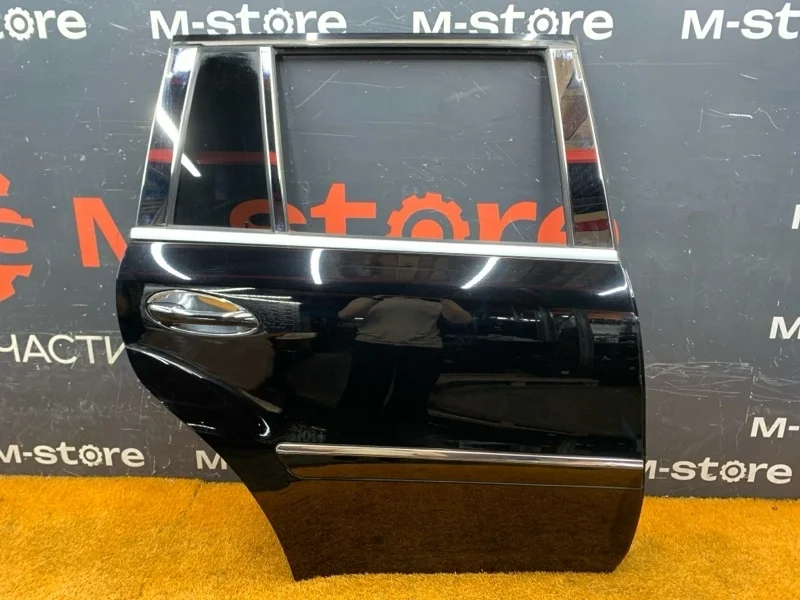 Дверь Mercedes-Benz GL-Class 2007 A1647300405 X164 273.923, задняя правая