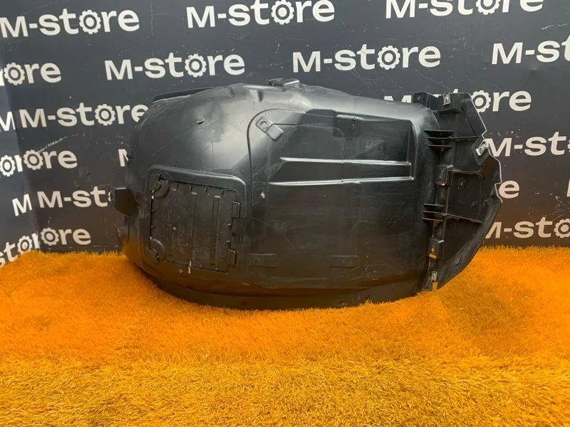 Подкрылок BMW X1 2012 51712990092 E84 N20B20A, передний правый