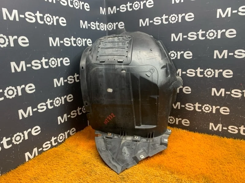 Подкрылок BMW X1 2011 51712990092 E84 N46B20B, передний правый