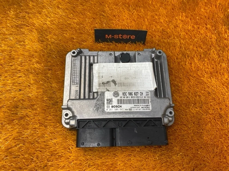 Блок управления ДВС Volkswagen Sharan 2011 03C906027CH 7N CAV