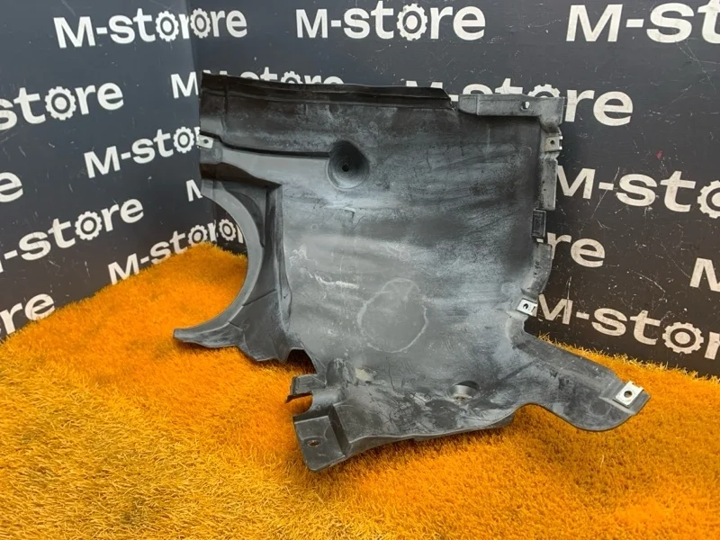 Подкрылок Mercedes-Benz C-Class 2003 A2038840622 W203 271.946, передний правый