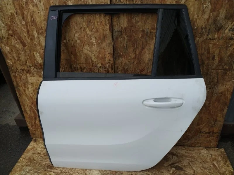 Дверь Citroen C4 Picasso 2018 3D