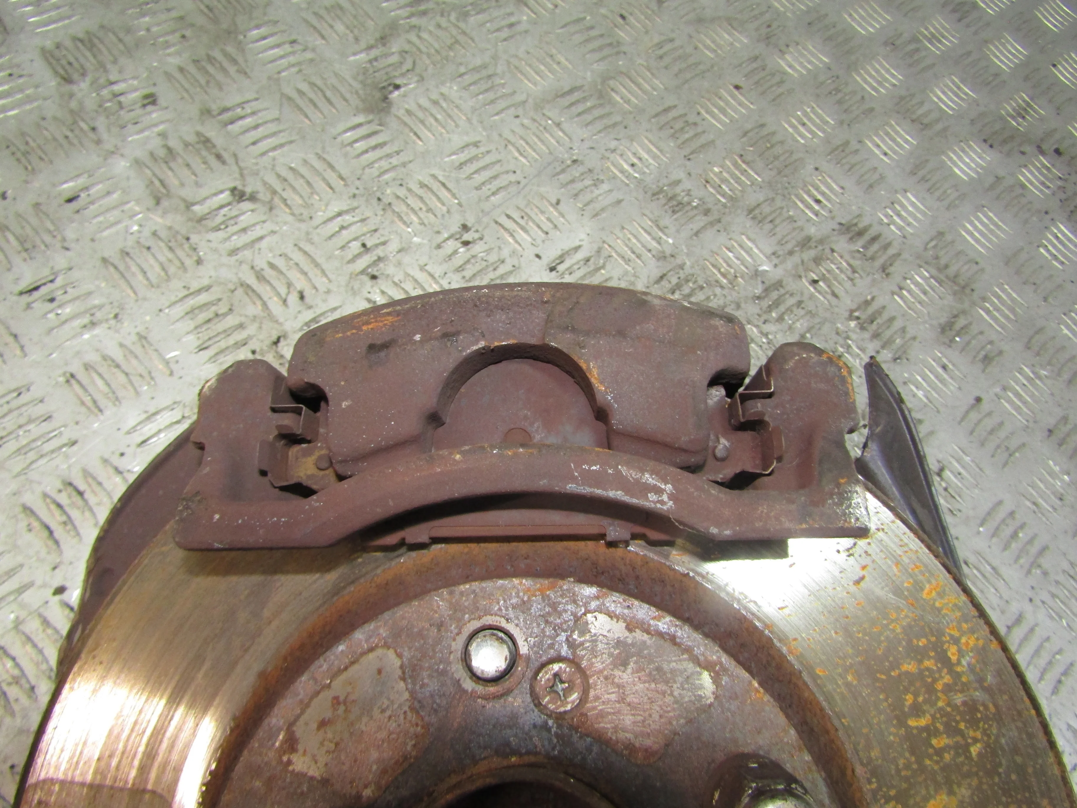 Суппорт передний левый HONDA Civic VIII (2005—200