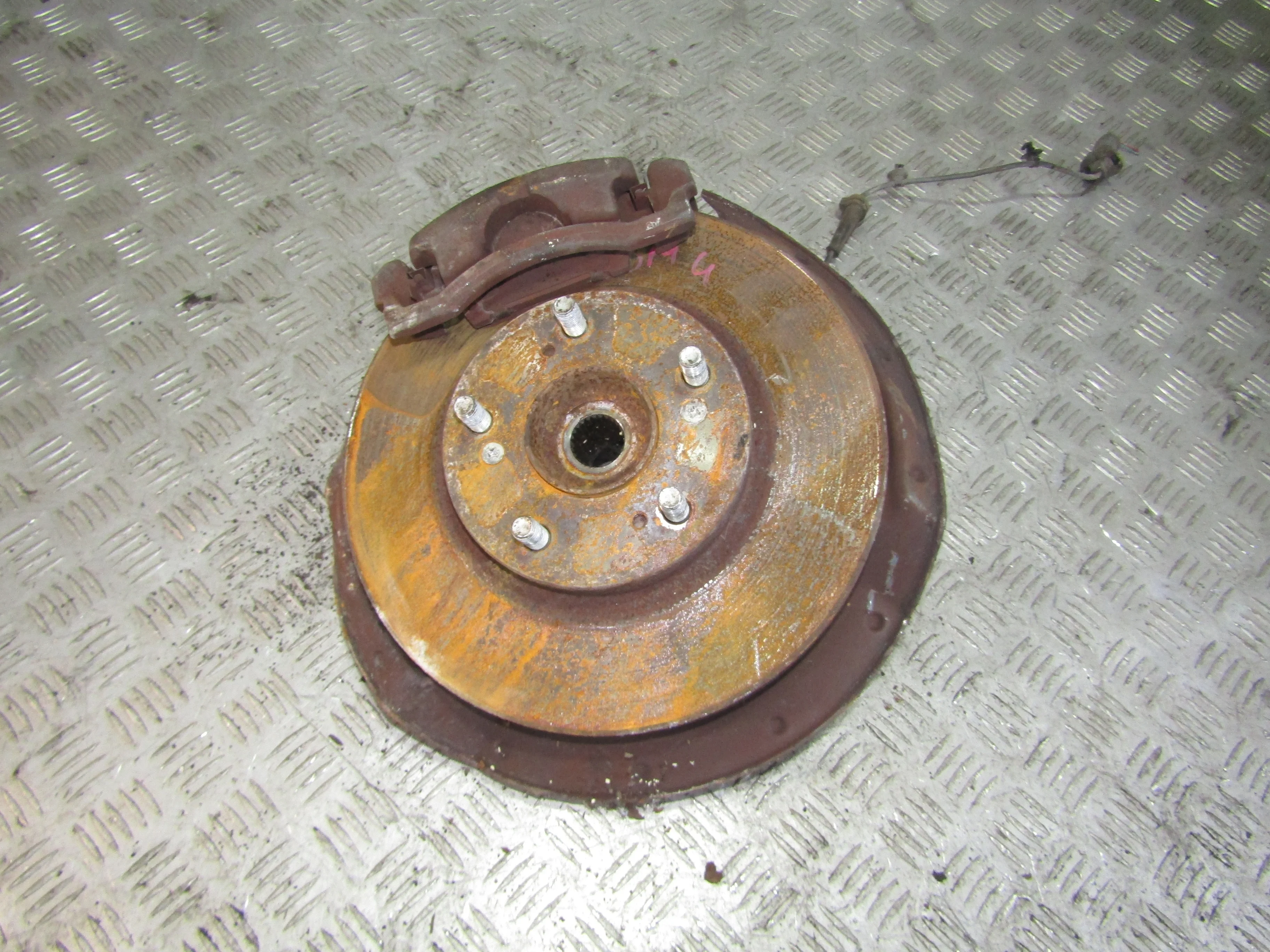 Кулак поворотный передний левый HONDA Civic VIII