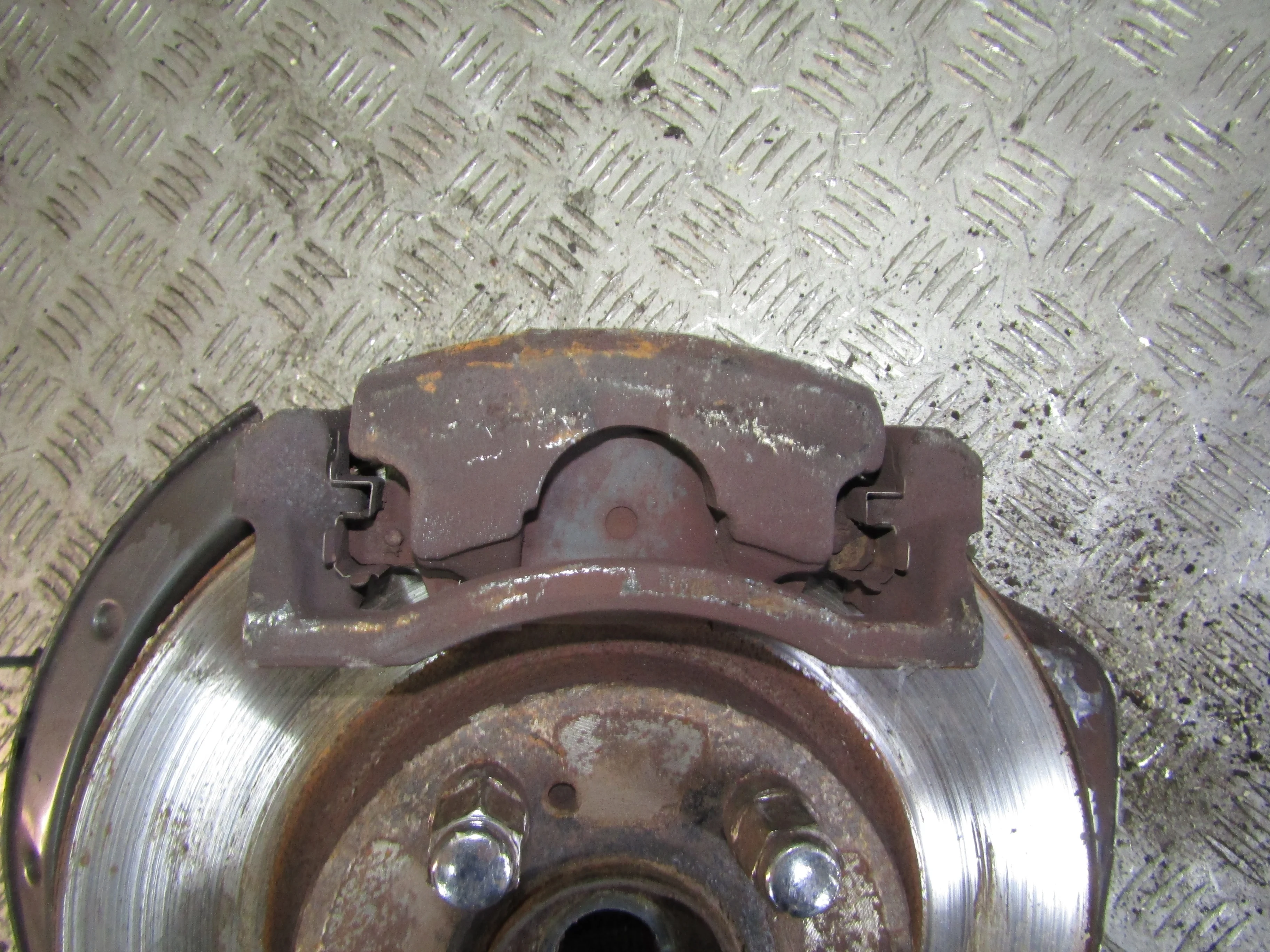 Суппорт передний правый HONDA Civic VIII (2005—20