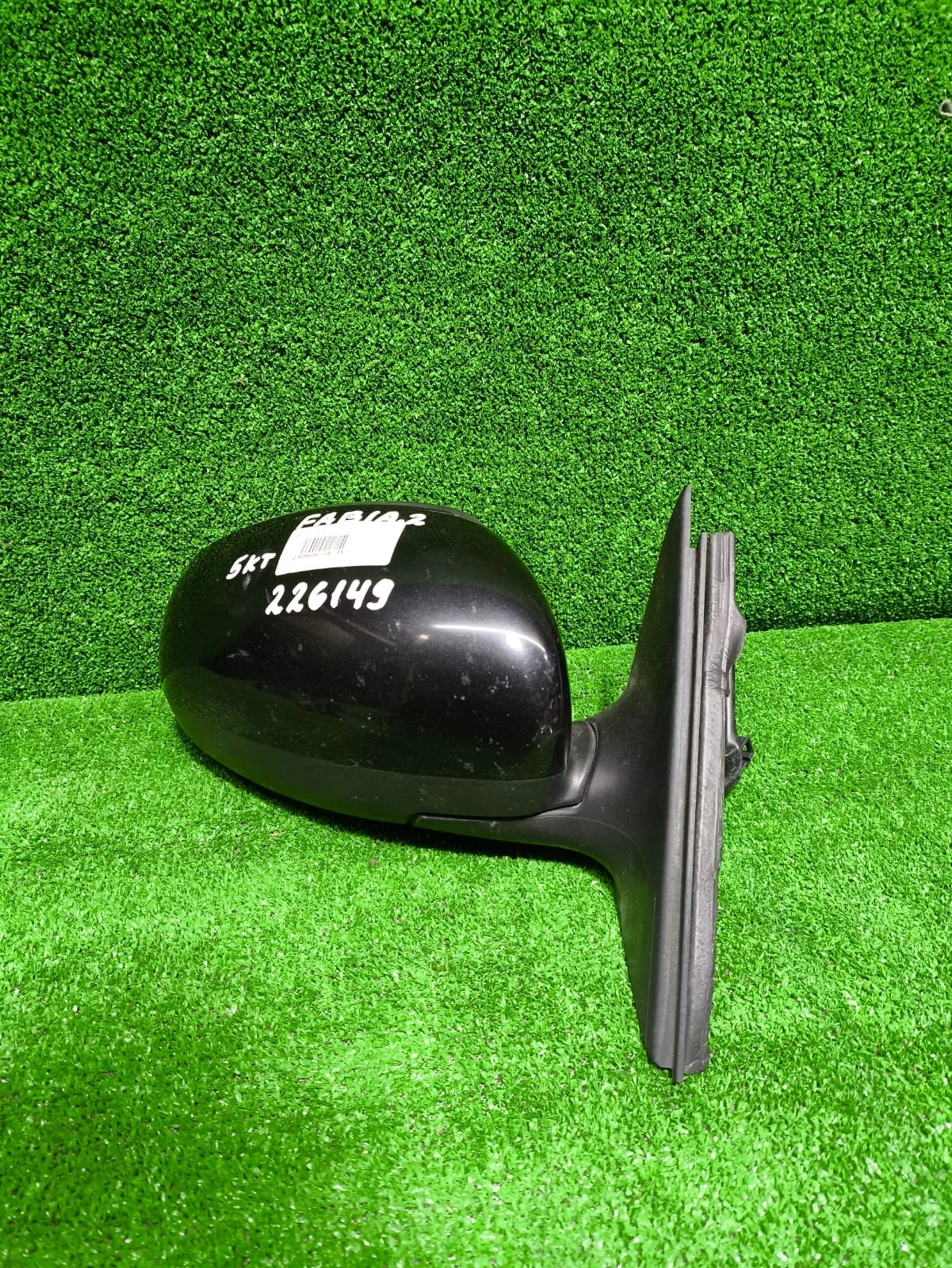 Зеркало SKODA FABIA 2 2007- электрическое правое 5 контактов чёрное б/у FABIA 2(2007-2015)