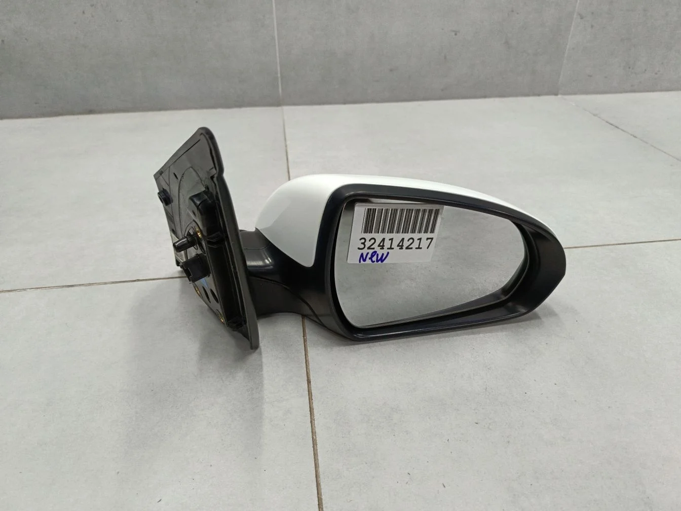 Зеркало правое для Hyundai Solaris 2017-