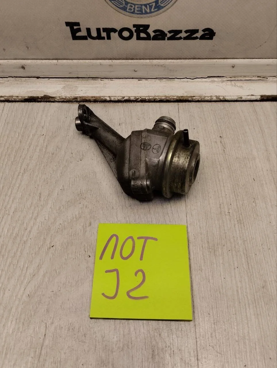 Клапан ЕГР левый Mercedes W219