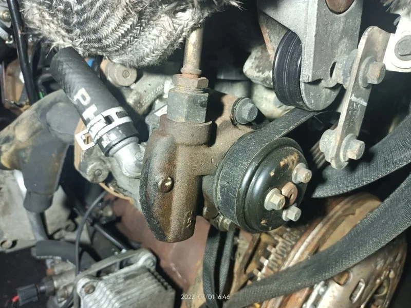 Насос гидроусилителя Ford Mondeo 3 (00-07) 2.0L