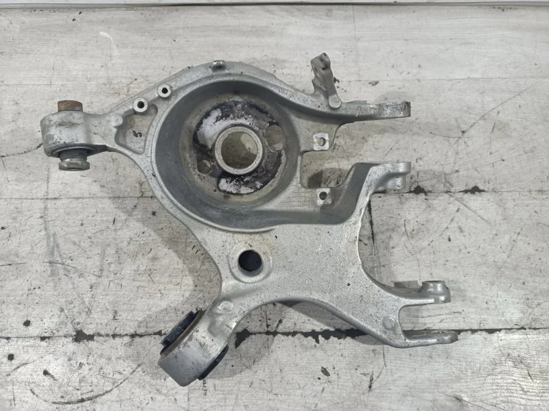 Рычаг задний нижний (под пружину) левый Ford